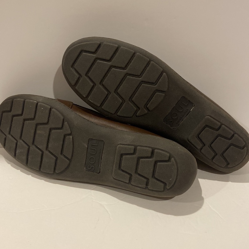 NWOB Naturalizer Kentley Leather Slip-On Comfort Loafers with Brass Detail - Picture 6 of 7